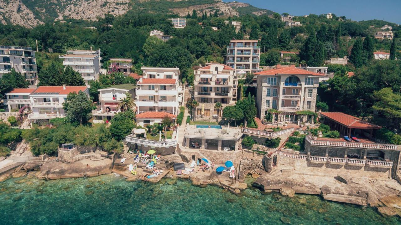 Vila Fortuna Sutomore Bagian luar foto
