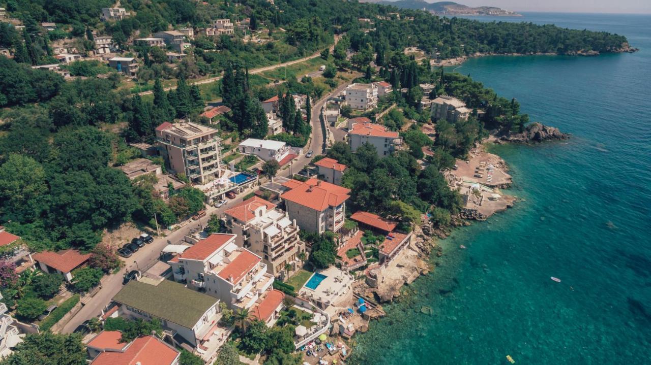 Vila Fortuna Sutomore Bagian luar foto
